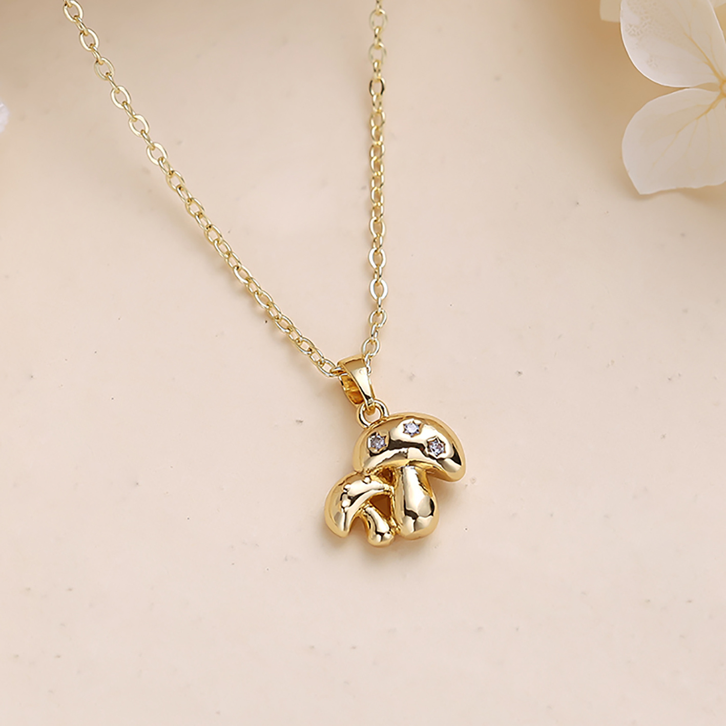 Forest-Style Fairy Tale Mushroom Collarbone Necklace